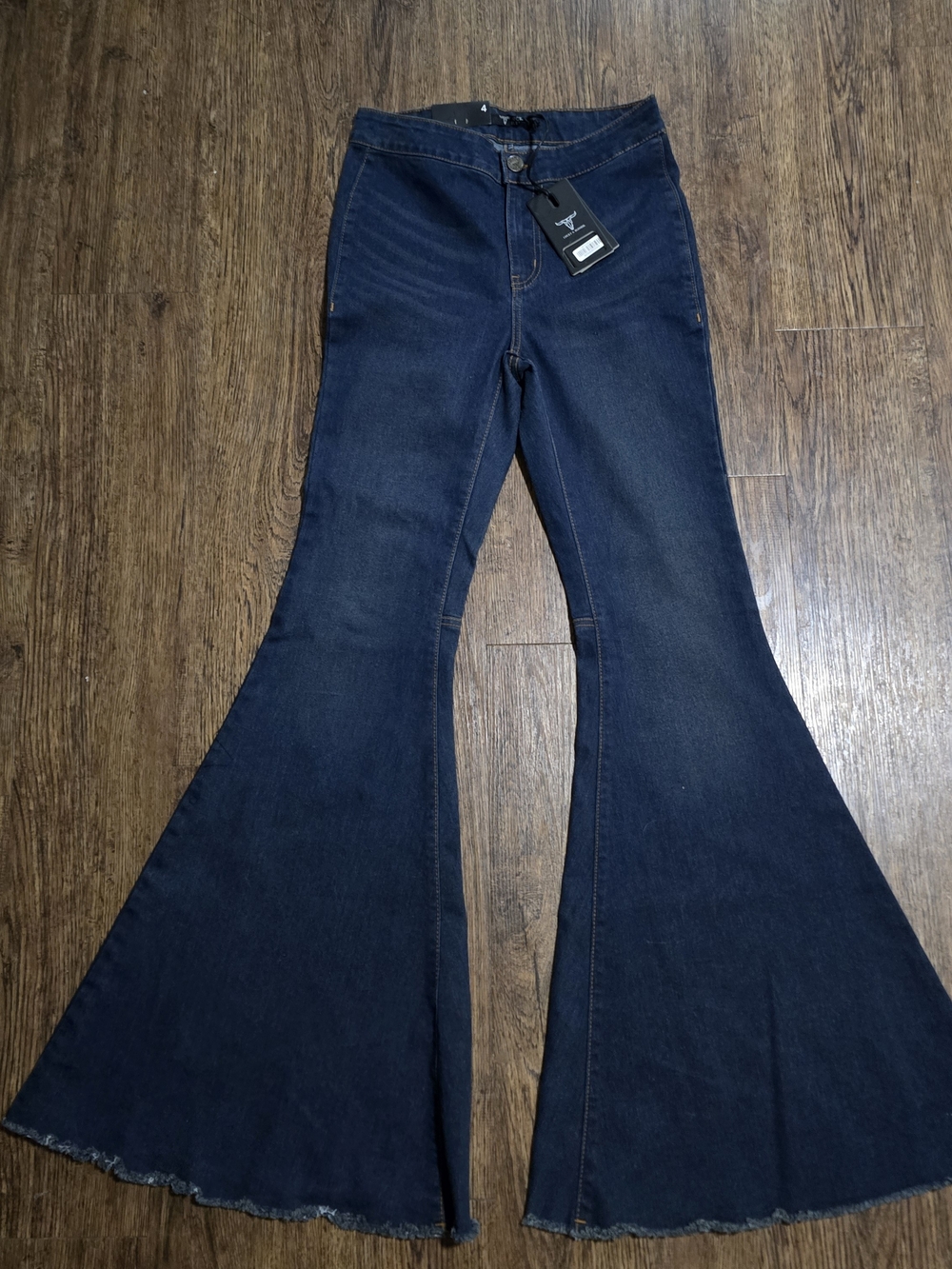 Lucky And Blessed NWT High-Rise Dark Blue Flared Women’s Jeans